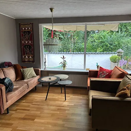Villa Familievenligt Hus Med Rolig Have *