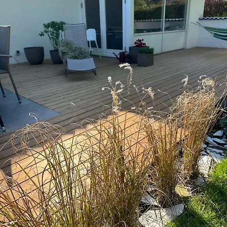 Familievenligt Hus Med Rolig Have *